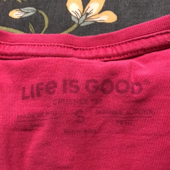 Bundle of Two “Life is Good” Graphic Tee Shirts in Pink and Orange Size Small - Picture 4 of 9